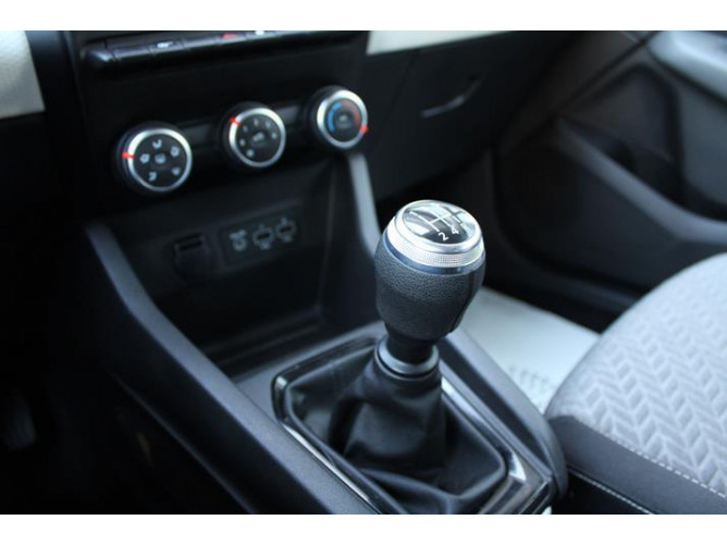 Renault Clio 1.0 sCe Limited 