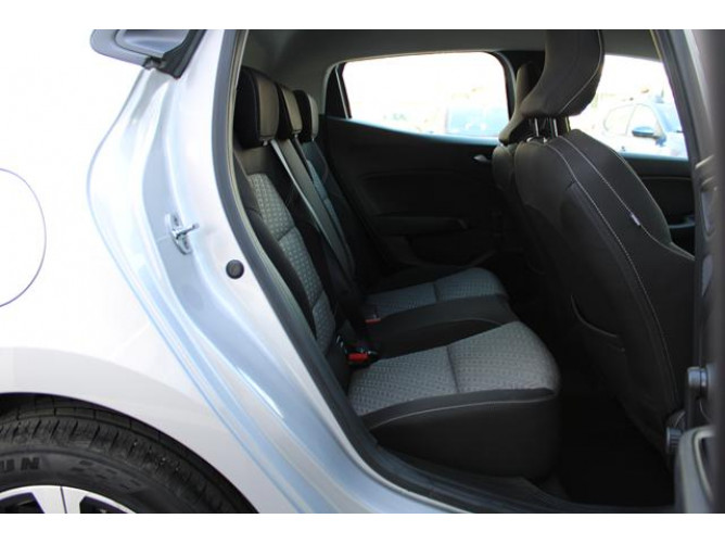Renault Clio 1.0 CVT Limited 