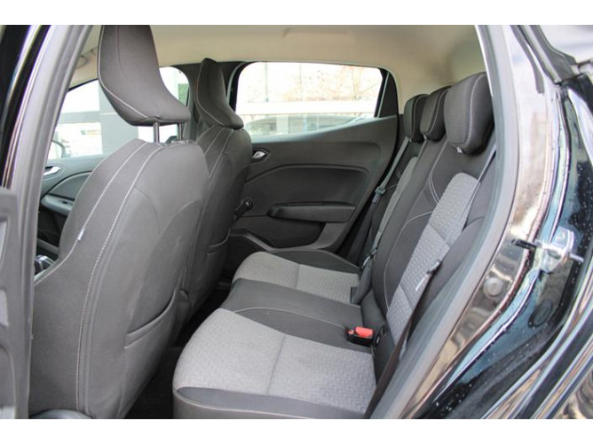 Renault Clio 1.0 tCe Limited CVT 