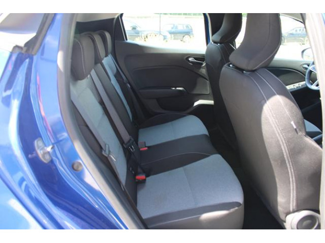 Renault Clio 1.6 E-tech Hybrid 