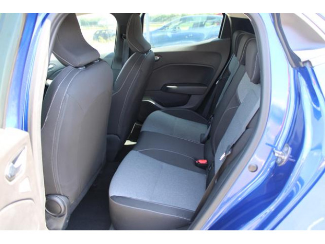 Renault Clio 1.6 E-tech Hybrid 