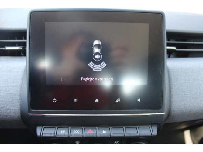 Renault Clio 1.6 E-tech Hybrid 
