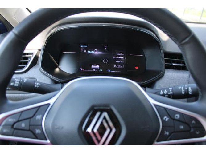 Renault Clio 1.6 E-tech Hybrid 