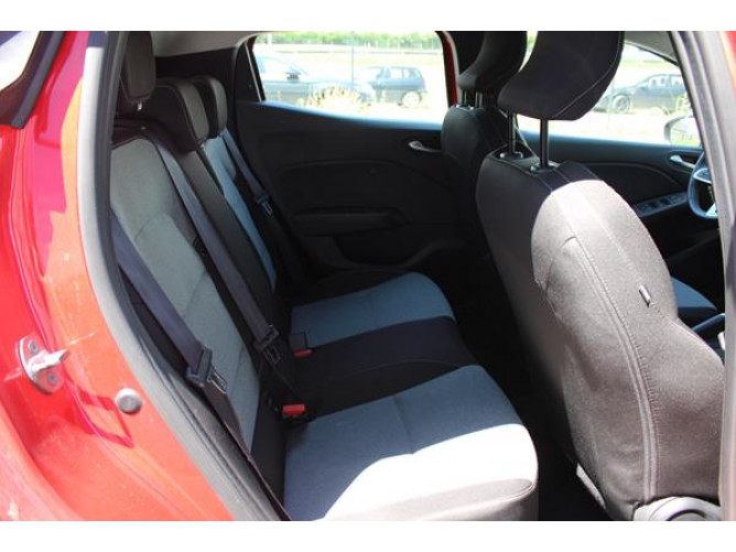 Renault Clio 1.6 E-tech Hybrid 