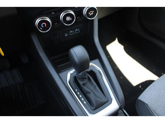 Renault Clio 1.6 E-tech Hybrid 