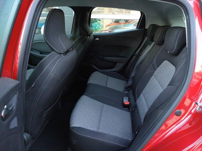 Renault Clio 1.0 tCe Limited CVT 