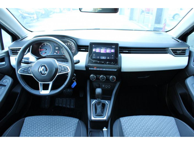 Renault Clio 1.0 tCe Limited CVT 