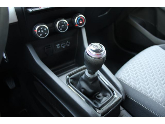 Renault Clio 1.0 tCe Limited 