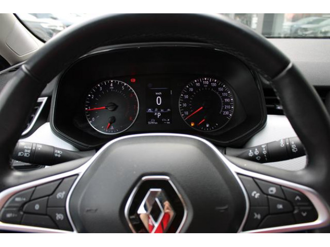 Renault Clio 1.0 tCe CVT 