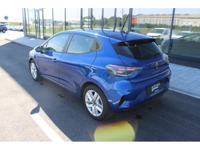 Renault Clio 1.6 E-tech Hybrid 