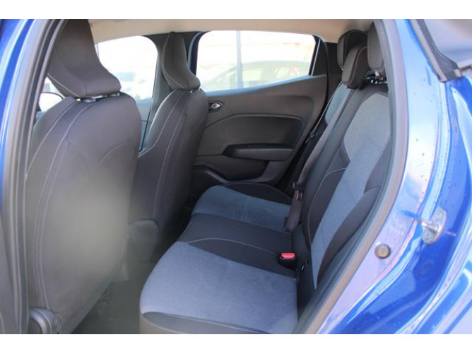 Renault Clio 1.6 E-tech Hybrid 
