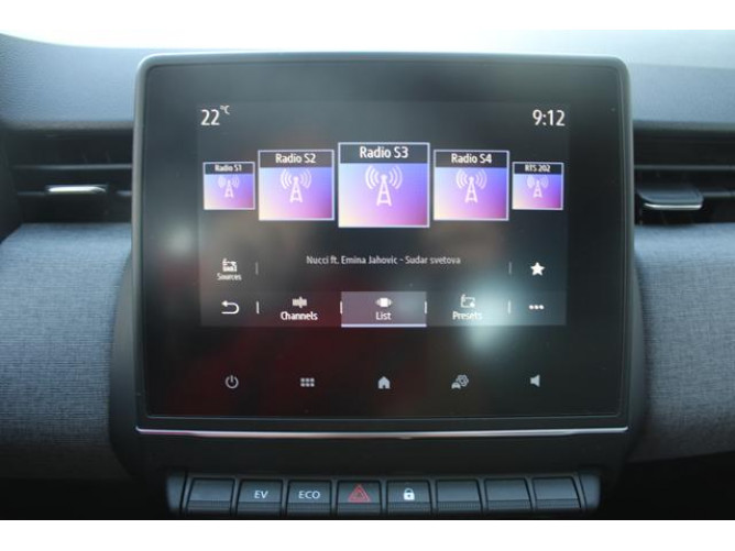 Renault Clio 1.6 E-tech Hybrid 