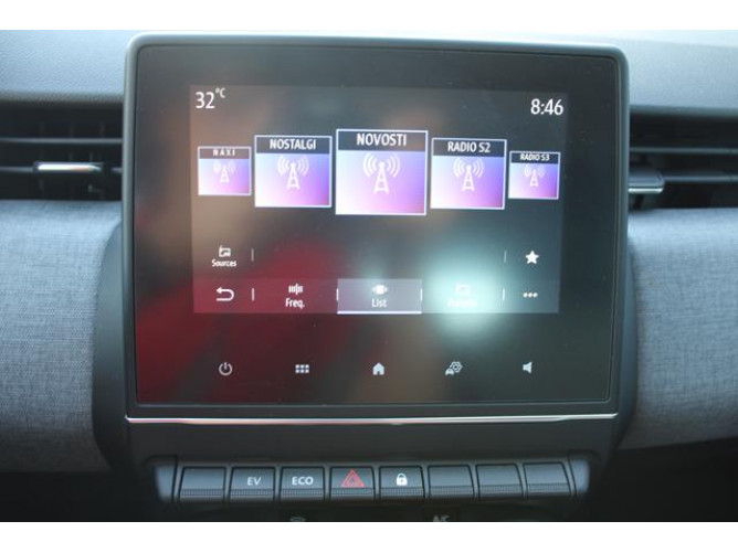 Renault Clio 1.6 E-tech Hybrid 