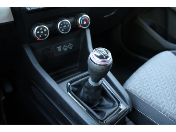 Renault Clio 1.0 tCe Limited 