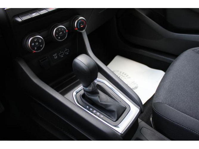 Renault Clio 1.0 tCe CVT 