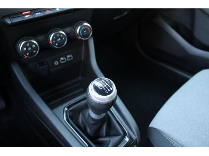 Renault Clio 1.0 tCe 