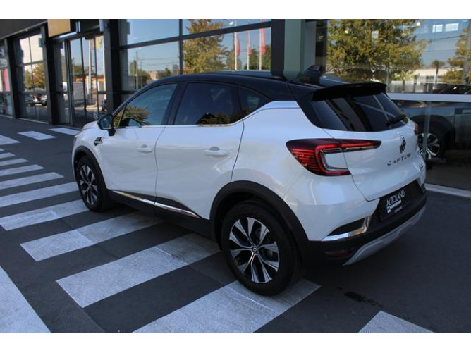Renault Captur 1.3 tCe DCT Intens 