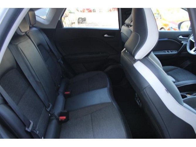 Renault Captur 1.3 tCe DCT Intens 