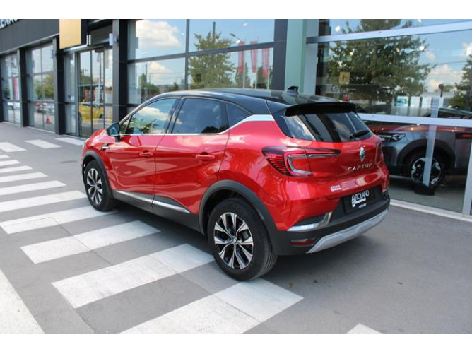Renault Captur 1.3 tCe DCT Intens 