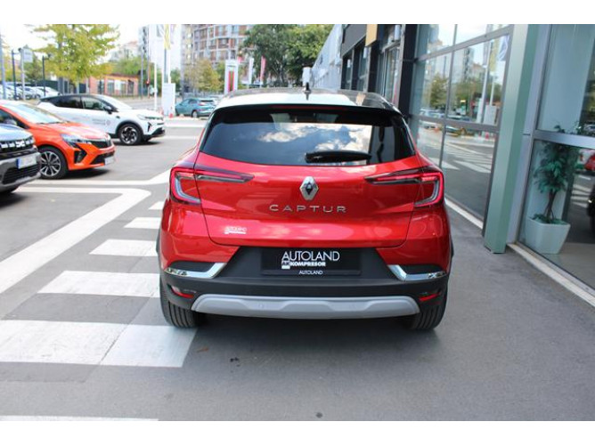 Renault Captur 1.3 tCe DCT Intens 