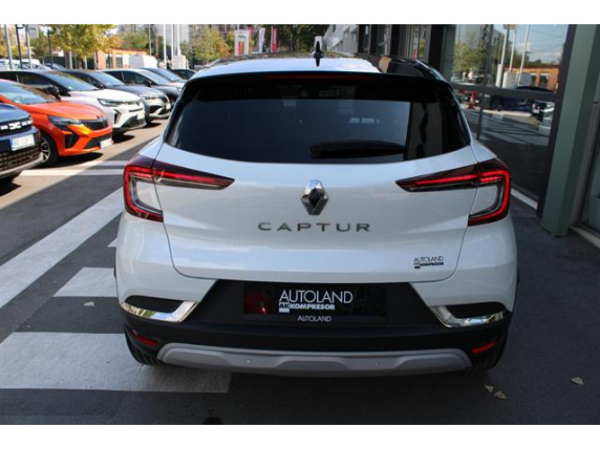 Renault Captur 1.3 tCe DCT Intens 