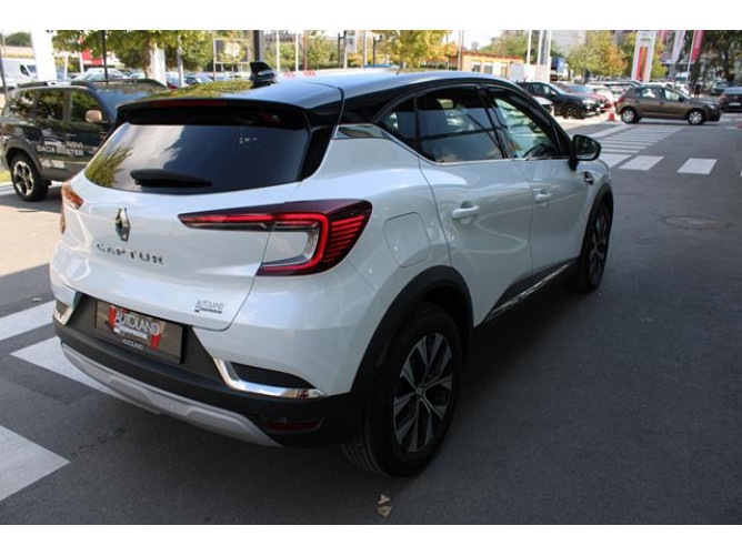 Renault Captur 1.3 tCe DCT Intens 