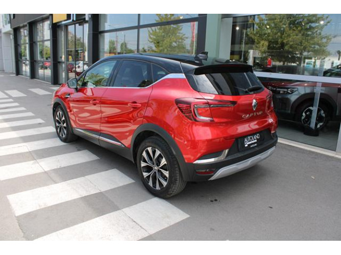 Renault Captur 1.3 tCe DCT Intens 