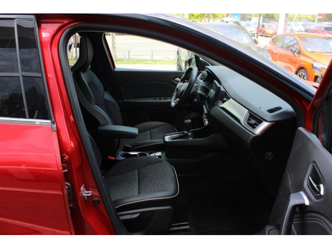 Renault Captur 1.3 tCe DCT Intens 