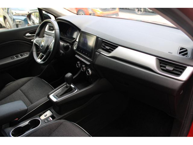 Renault Captur 1.3 tCe DCT Intens 