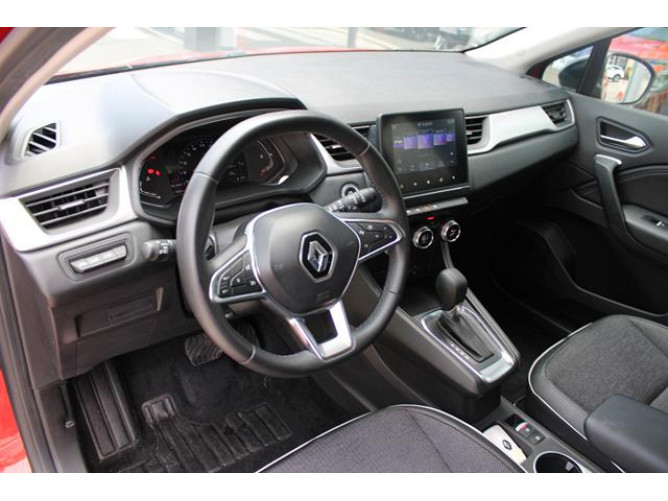Renault Captur 1.3 tCe DCT Intens 