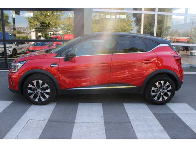 Renault Captur 1.3 tCe DCT Intens 