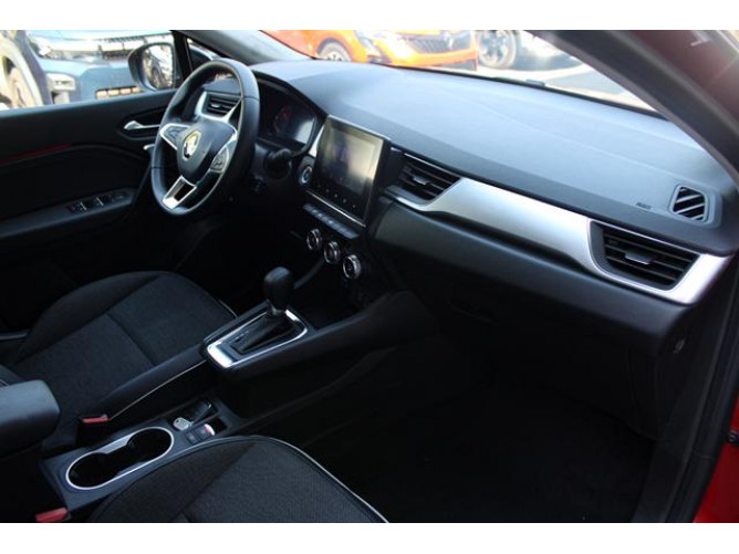 Renault Captur 1.3 tCe DCT Intens 