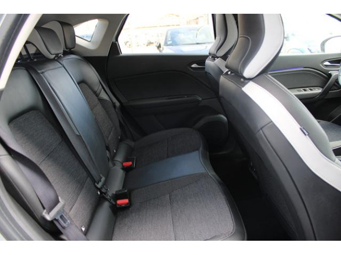 Renault Captur 1.0 tCe Intens 