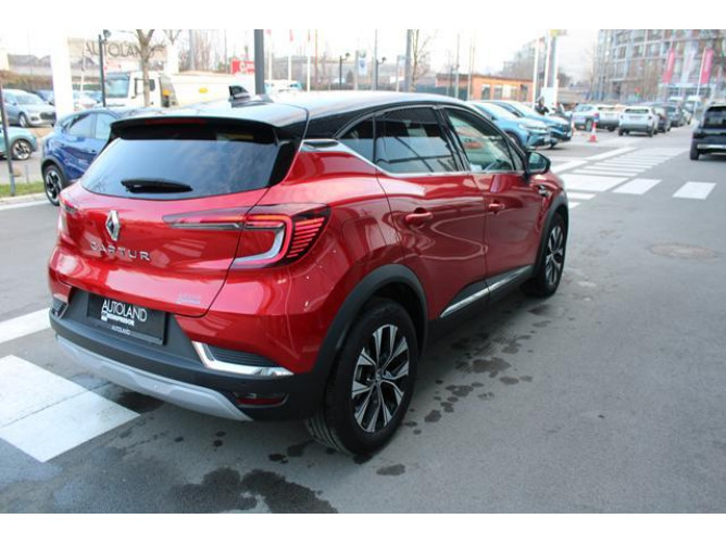 Renault Captur 1.3 tCe DCT Hybrid Intens 
