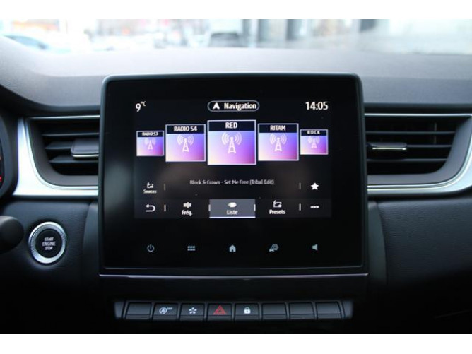 Renault Captur 1.3 tCe DCT Hybrid Intens 