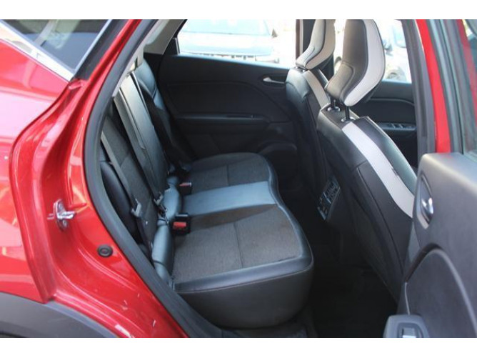 Renault Captur 1.0 tCe Intense 