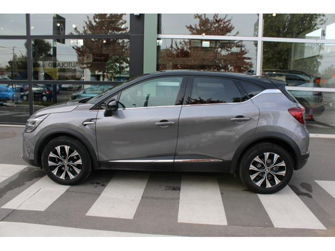 Renault Captur 1.3 tCe DCT Intens 