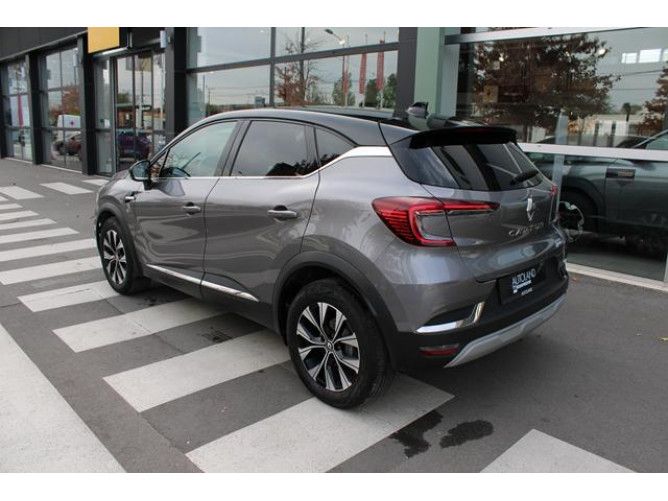 Renault Captur 1.3 tCe DCT Intens 