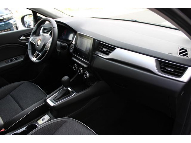 Renault Captur 1.3 tCe DCT Intens 