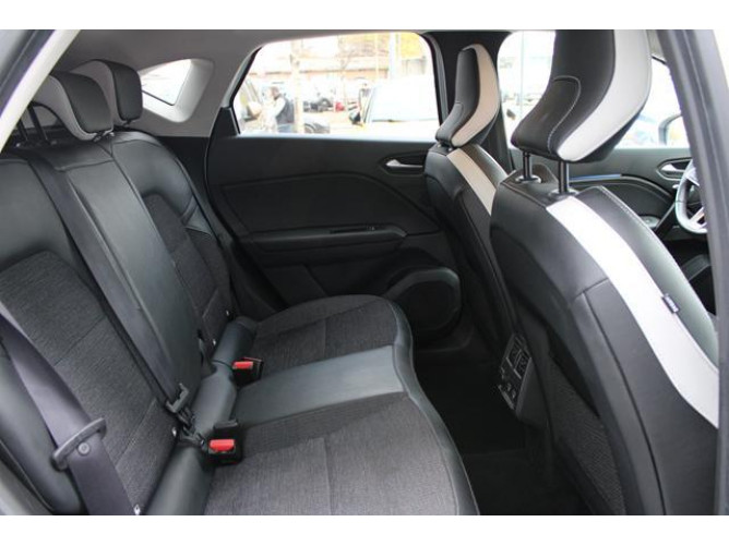 Renault Captur 1.0 tCe Intens 