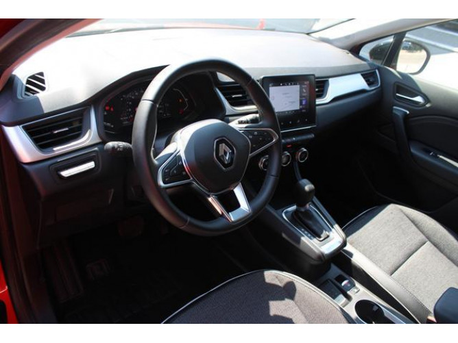 Renault Captur 1.3 tCe DCT Intens 