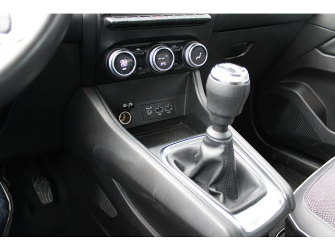 Renault Captur 1.0 tCe Intens 