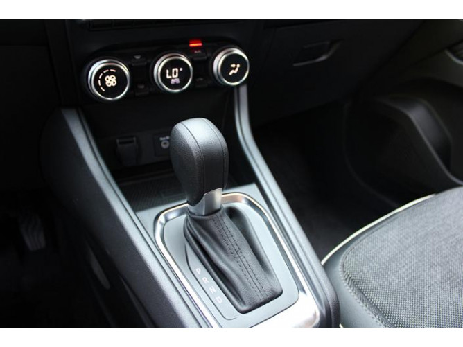 Renault Captur 1.3 tCe DCT Intens 