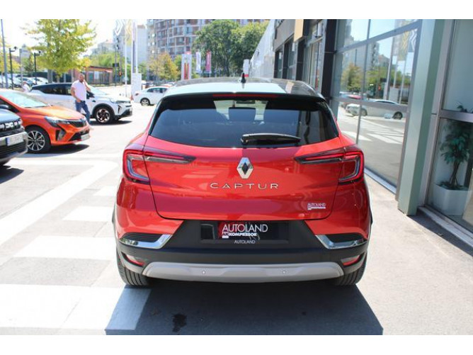Renault Captur 1.3 tCe DCT Intens 