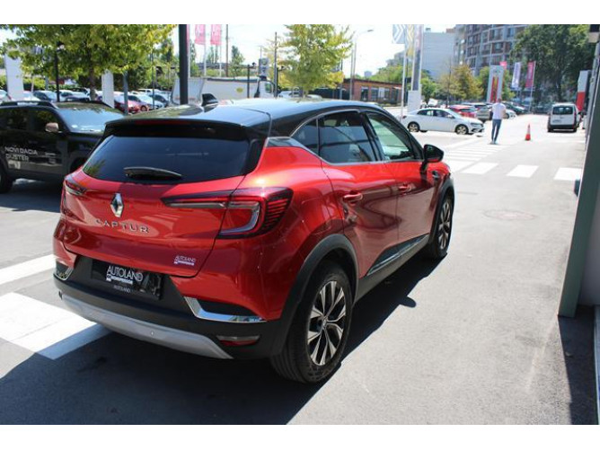 Renault Captur 1.3 tCe DCT Intens 