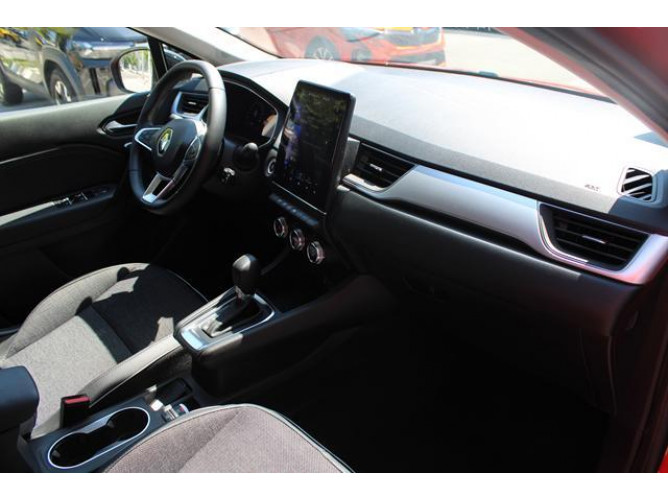 Renault Captur 1.3 tCe DCT Intens 