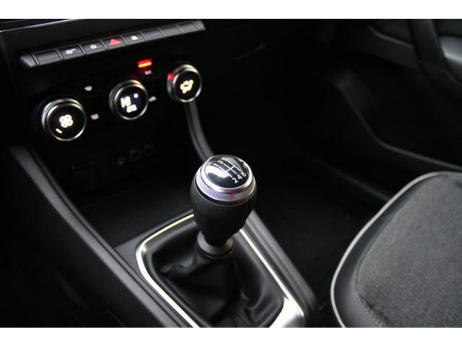 Renault Captur 1.0 tCe Intens 