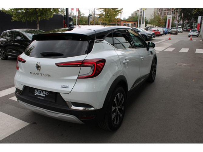Renault Captur 1.3 tCe DCT Intens 
