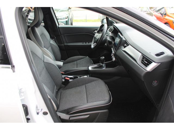 Renault Captur 1.3 tCe DCT Intens 