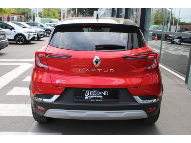 Renault Captur 1.3 tCe INTENS CVT 